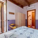 Stunning In With Kitchen بيت للعطل Bosconero