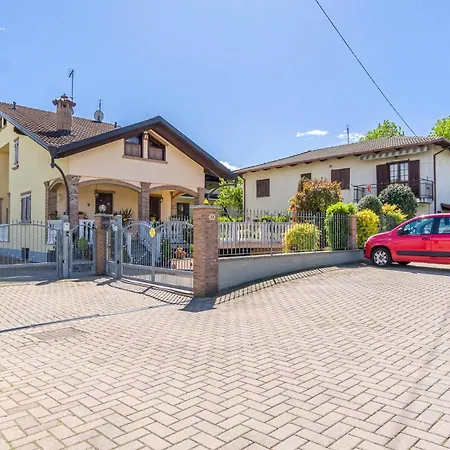 Stunning In With Kitchen Nyaraló