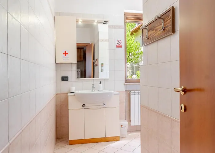 Stunning In With Kitchen