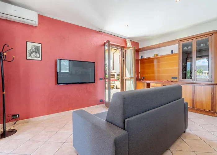 Stunning In With Kitchen Feriehus *